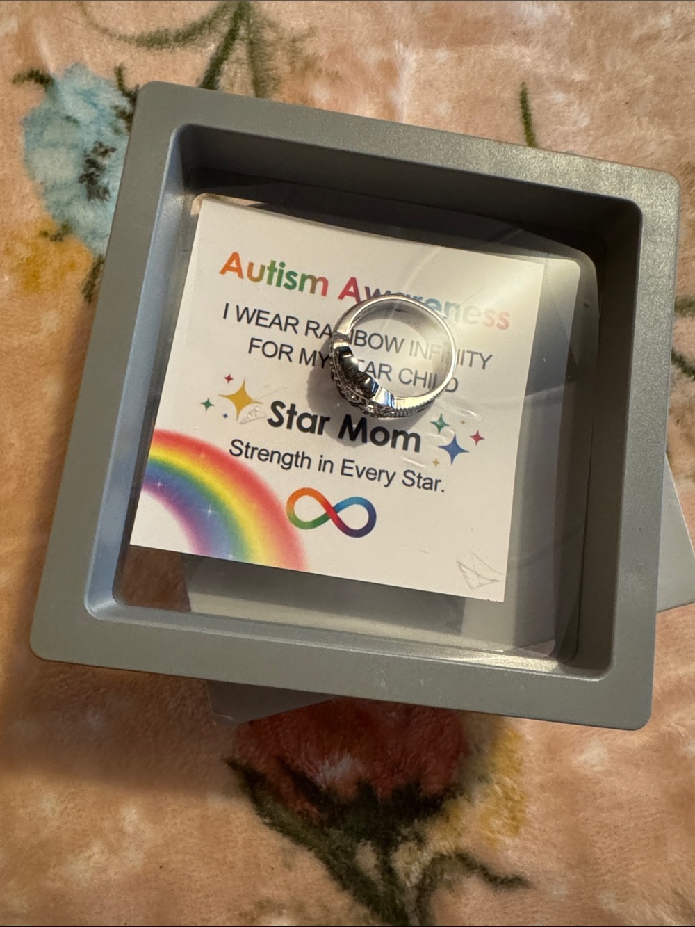 Star Mom Autism Awareness Infinity Ring - Silver (size 7)